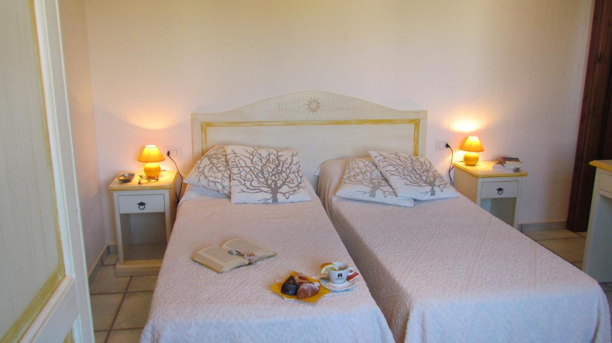Li Suari Club Village San Teodoro  Cameră foto